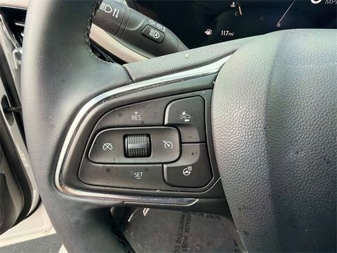 Used 2024 Buick Envista Avenir image 29