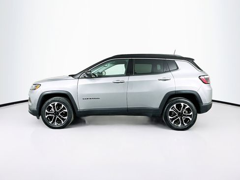 Used 2022 Jeep Compass Limited image 4