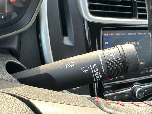 Used 2020 Chevrolet Sonic LT w/ Convenience Package image 28