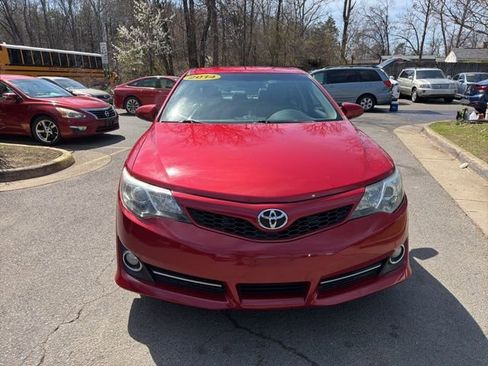 Used 2014 Toyota Camry SE FWD image 3