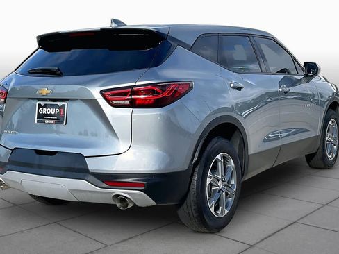Used 2024 Chevrolet Blazer LT FWD image 13