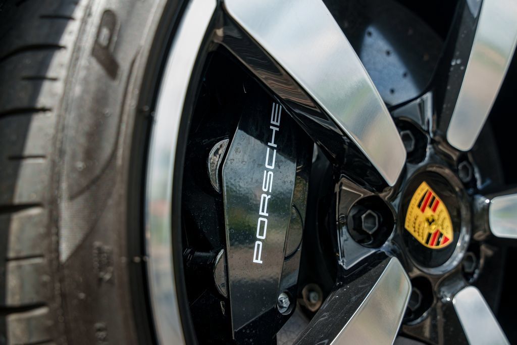 Used 2025 Porsche 911 Turbo S AWD/4WD image 19