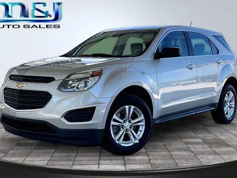 Used 2016 Chevrolet Equinox LS FWD image 1