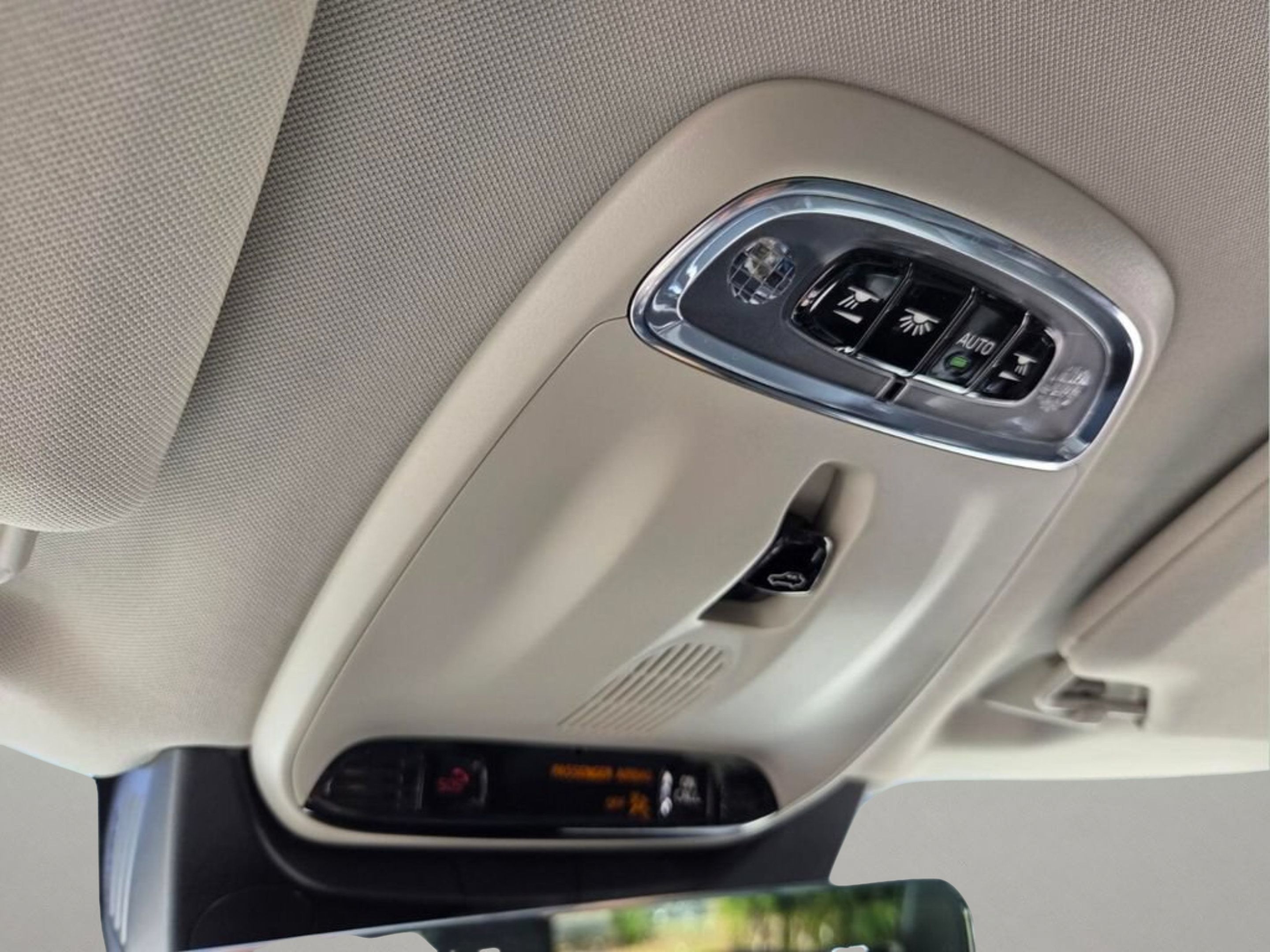 Used 2019 Volvo XC90 T5 Momentum w/ Protection Package Premier AWD/4WD image 34