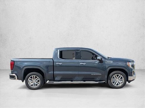 Used 2021 GMC Sierra 1500 SLT w/ SLT Convenience Package AWD/4WD image 4
