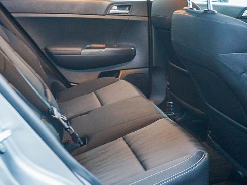 Used 2020 Kia Sportage LX image 14