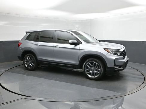 Used 2023 Honda Passport EX-L image 17