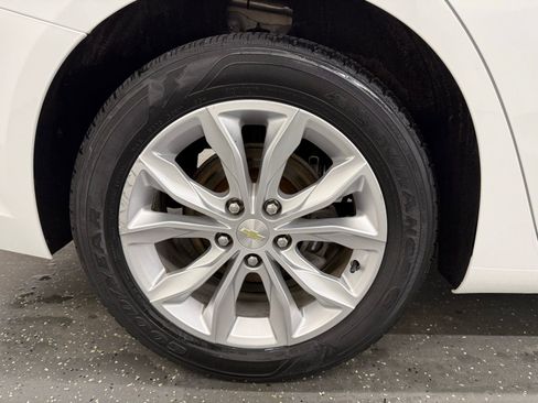 Used 2020 Chevrolet Malibu LT image 20