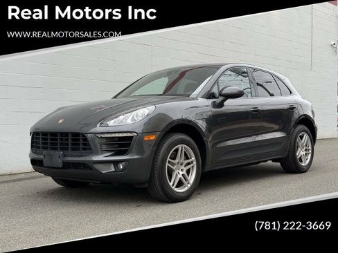 Used 2018 Porsche Macan AWD/4WD image 1