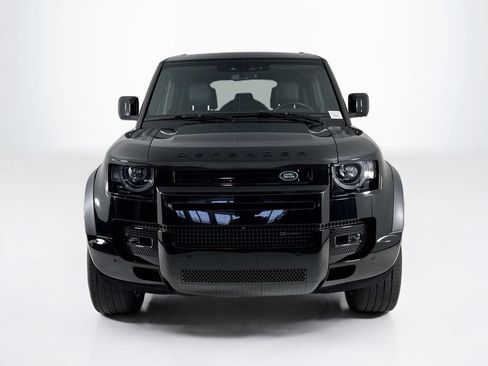 Used 2023 Land Rover Defender 110 X-Dynamic SE AWD/4WD image 8