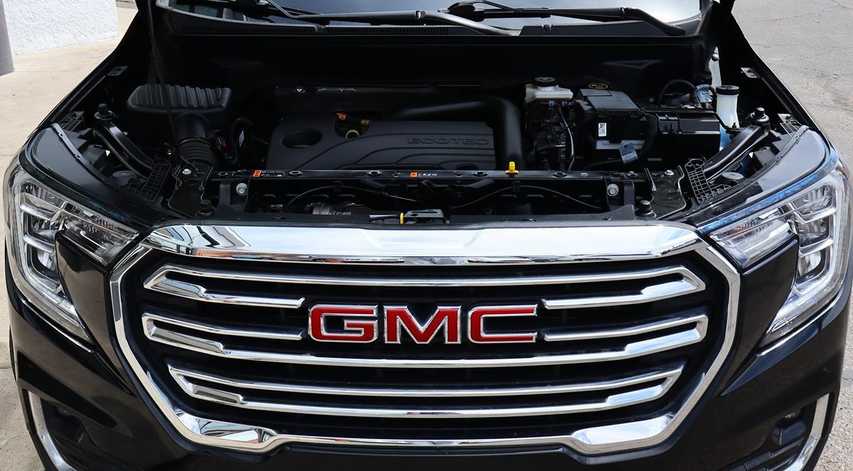 Used 2023 GMC Terrain SLT AWD/4WD image 59