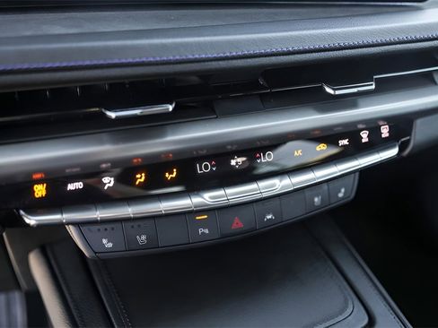 Certified 2024 Cadillac XT4 Sport image 17