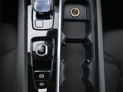 New 2026 Volvo XC60 B5 Core w/ Climate Package image 11