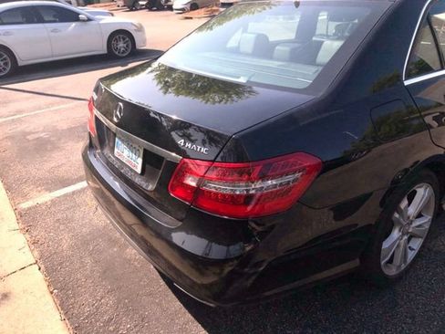 Used 2013 Mercedes-Benz E 350 4MATIC Sedan image 12