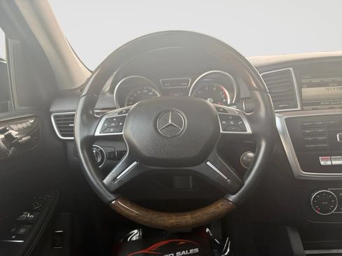 Used 2015 Mercedes-Benz ML 350 4MATIC w/ Premium 1 Package image 29
