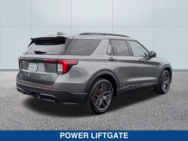 Used 2026 Ford Explorer ST-Line w/ ST-Line Street Pack RWD image 5