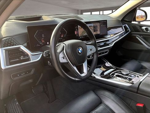 Used 2025 BMW X7 xDrive40i image 17