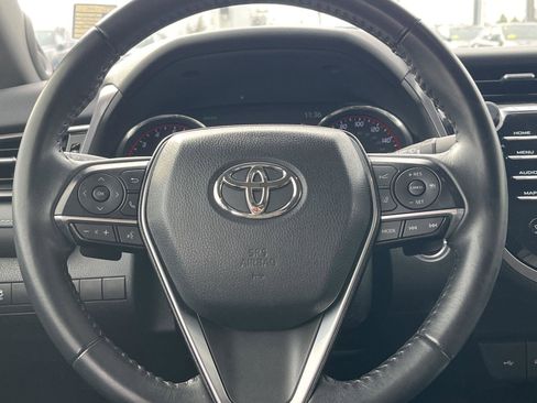 Used 2020 Toyota Camry XSE w/ Navigation Package image 14