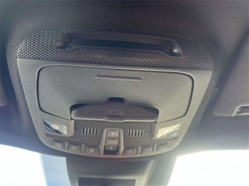 Certified 2021 Lincoln Navigator Reserve w/ Luxury Package image 31