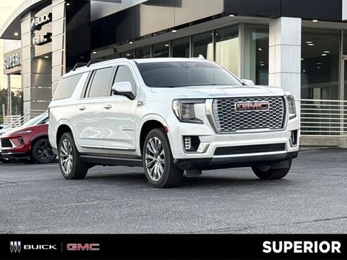 Used 2021 GMC Yukon XL Denali w/ Denali Premium Package AWD/4WD image 1