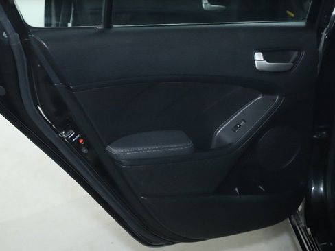 Used 2017 Kia Forte LX image 13