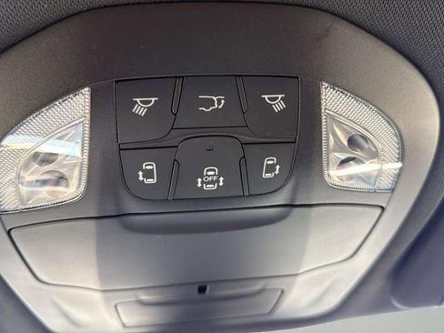 New 2026 Chrysler Pacifica Select image 37