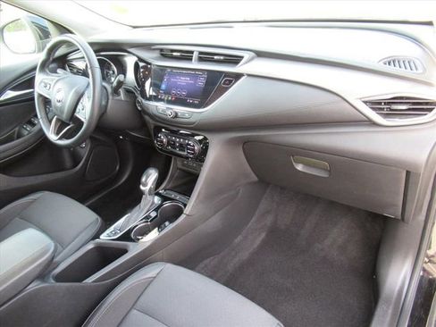 Used 2022 Buick Encore GX Select image 10