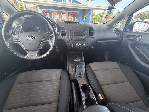 Used 2015 Kia Forte EX FWD image 17