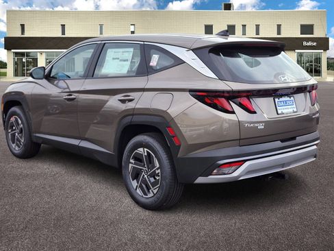 New 2026 Hyundai Tucson Blue SE w/ Tow & Go Package AWD/4WD image 5
