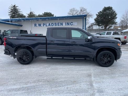 Used 2023 Chevrolet Silverado 1500 Custom image 14