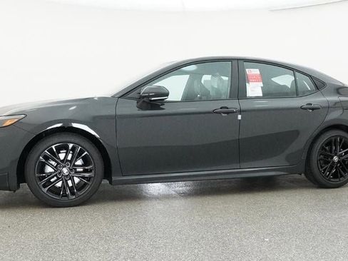 New 2026 Toyota Camry SE image 18