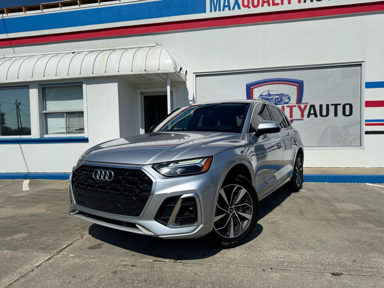 Used 2022 Audi Q5 2.0T Premium Plus AWD/4WD image 2