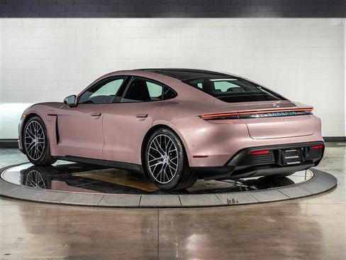 Used 2025 Porsche Taycan RWD image 3