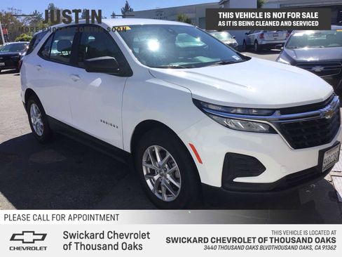 Used 2023 Chevrolet Equinox LS FWD image 1