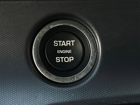 Used 2019 Jaguar F-TYPE Convertible image 26