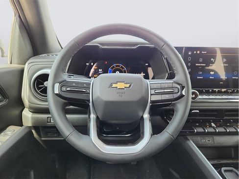 New 2025 Chevrolet Colorado LT w/ LPO, Pro Essentials Package image 14