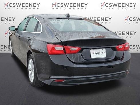 Used 2024 Chevrolet Malibu LT image 3