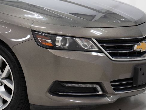 Used 2019 Chevrolet Impala Premier FWD image 10