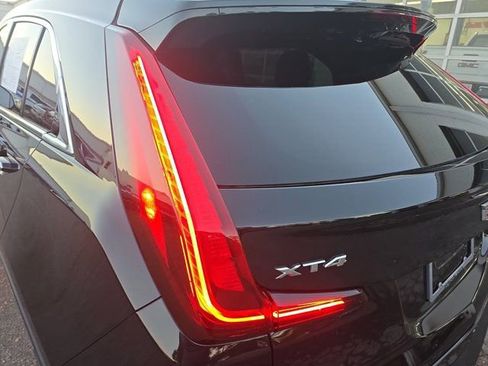 Used 2020 Cadillac XT4 Luxury w/ Cold Weather Package image 33