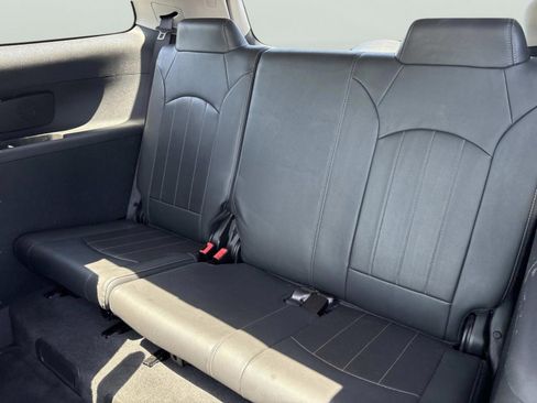 Used 2017 Buick Enclave Leather image 17