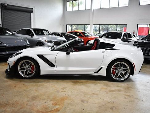 Used 2019 Chevrolet Corvette ZR1 RWD image 51