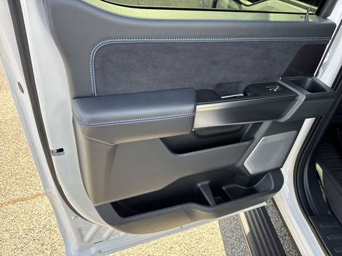 Used 2024 Ford F150 Platinum w/ Equipment Group 702A High image 21