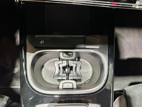 Used 2023 Mercedes-Benz CLA 250 4MATIC image 26