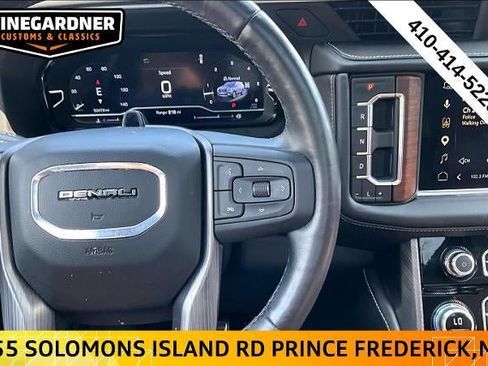 Used 2023 GMC Yukon Denali Ultimate w/ LPO, Floor Liner Package AWD/4WD image 12
