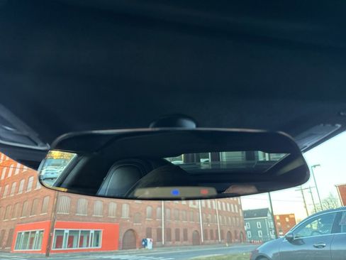 Used 2015 Chevrolet Corvette Z06 w/ 3LZ Preferred Equipment Group image 27