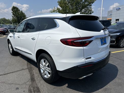 Used 2019 Buick Enclave Essence image 6