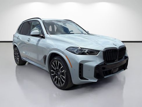 New 2026 BMW X5 sDrive40i w/ M Sport Package RWD image 1