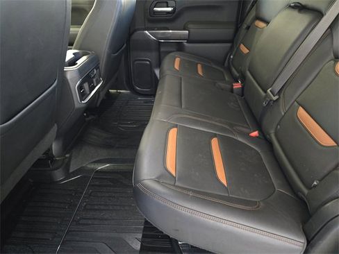 Used 2019 GMC Sierra 1500 AT4 w/ Off Road Performance Package image 32