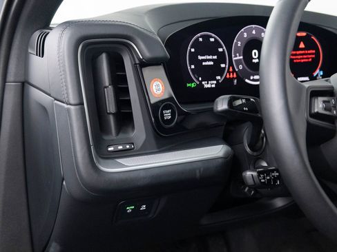 Certified 2025 Porsche Cayenne Coupe AWD/4WD image 25