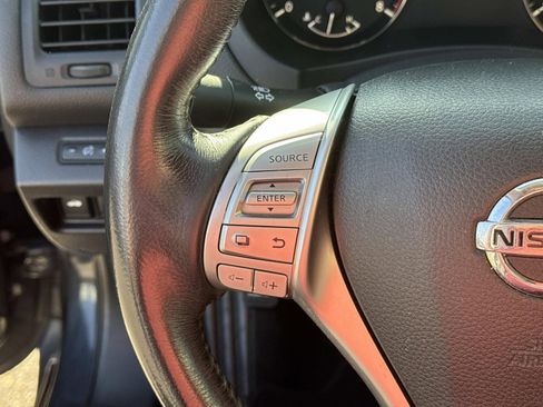 Used 2018 Nissan Altima 2.5 SV image 22